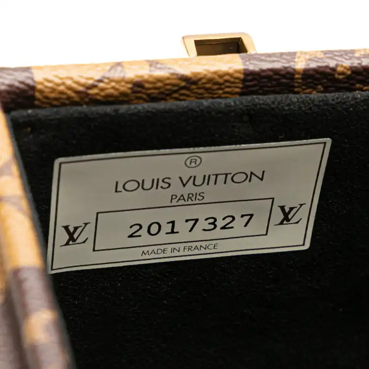 Louis Vuitton Monogram Nigo Cotteville 40