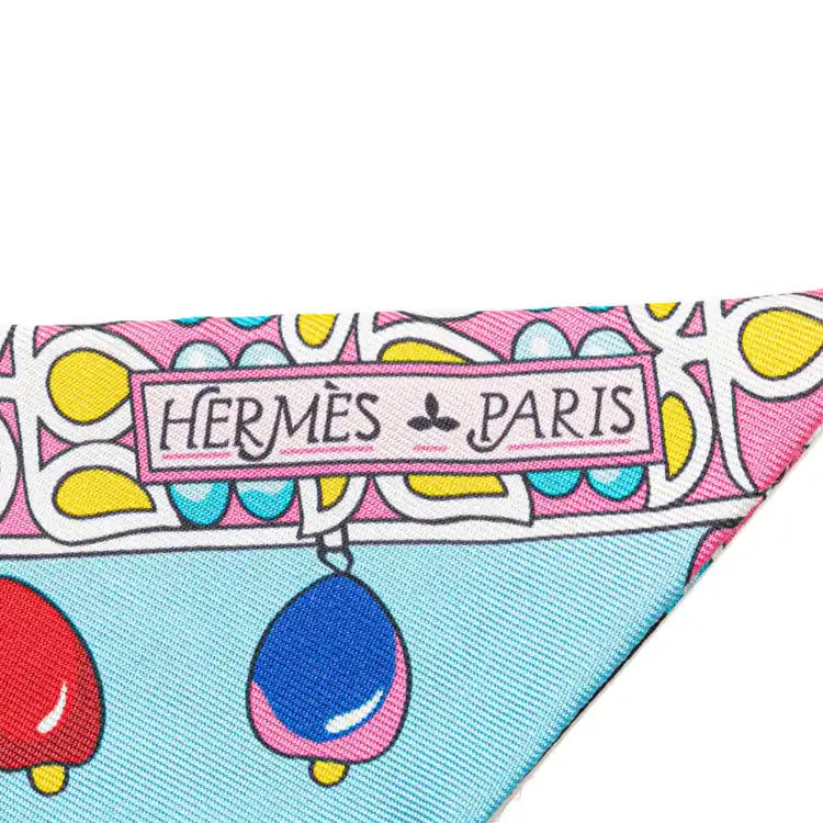 Hermès Parures Des Maharajas Silk Twilly Scarf