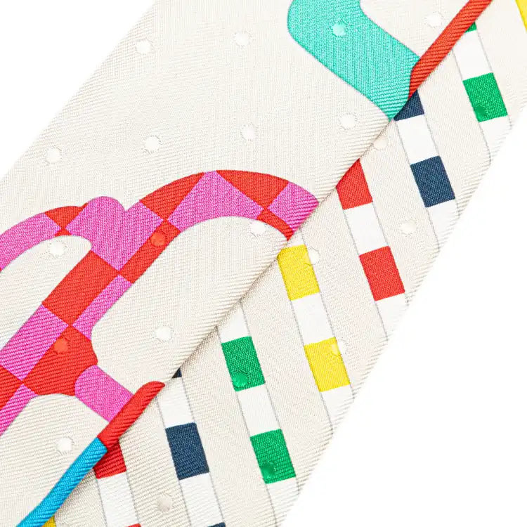Hermès Bouclerie Moderne Plumetis Silk Twilly Scarf