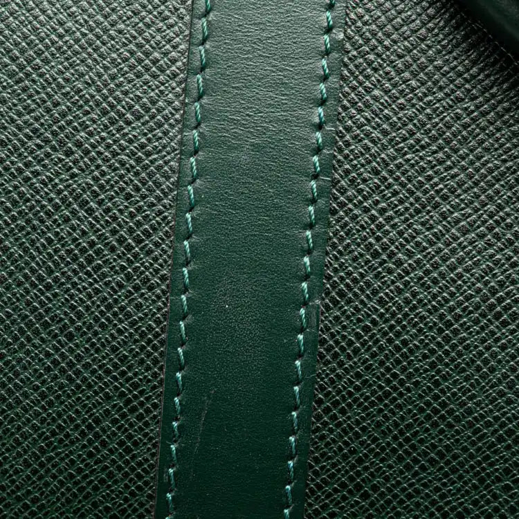 Louis Vuitton Taiga Kendall GM