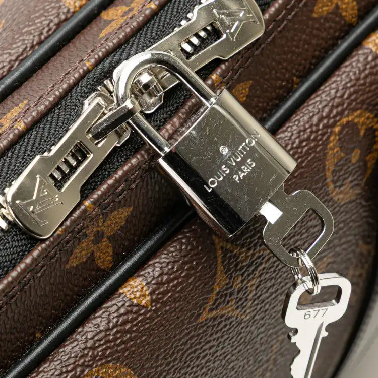 Louis Vuitton Monogram Macassar Porte Documents Voyage