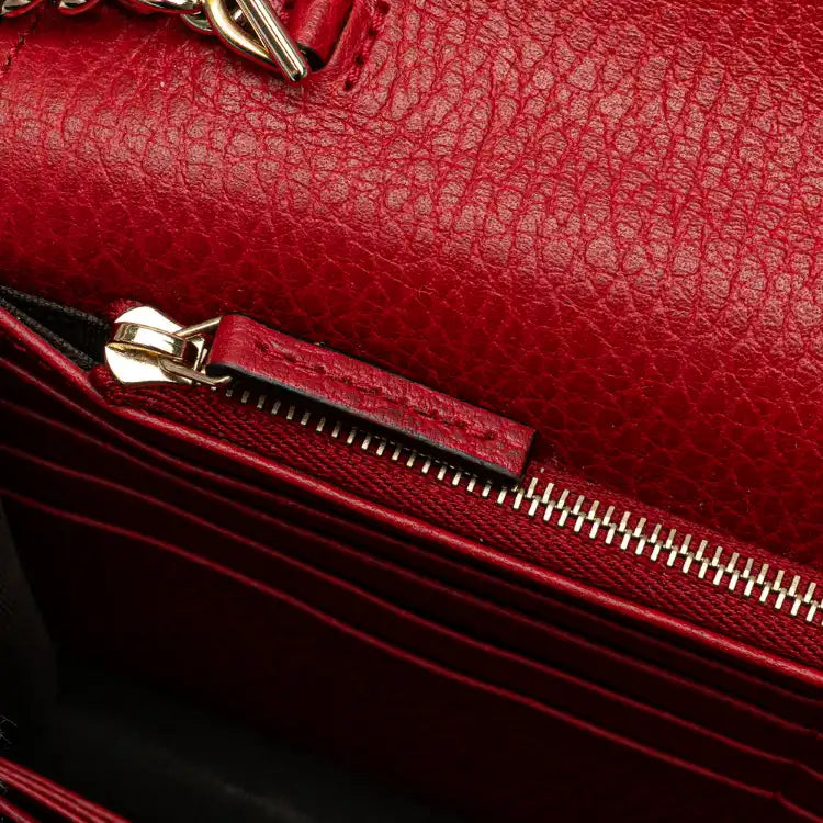 Gucci Leather Interlocking G Dollar Wallet on Chain