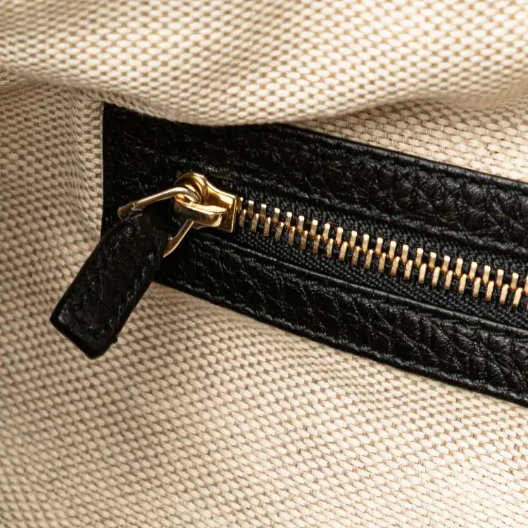 Gucci Medium Pebbled Calfskin Soho Boston Bag