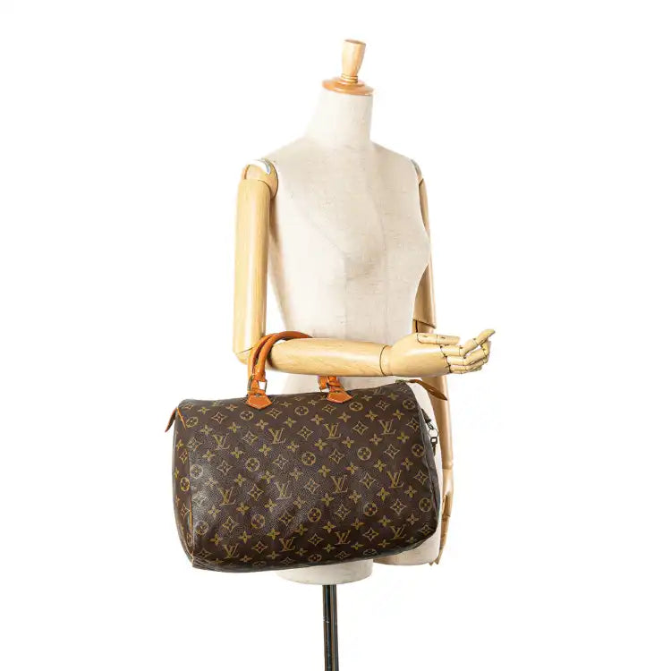 Louis Vuitton Monogram Speedy 35