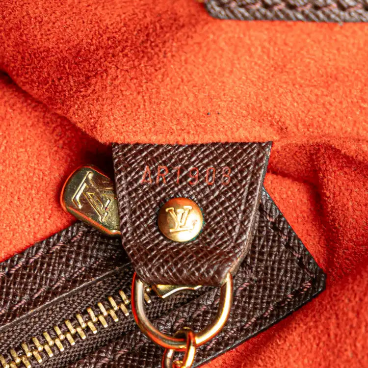 Louis Vuitton Damier Ebene Marais