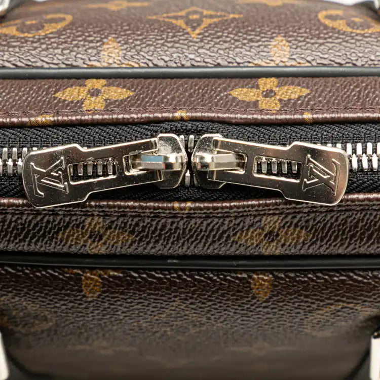 Louis Vuitton Monogram Macassar Porte Documents Voyage