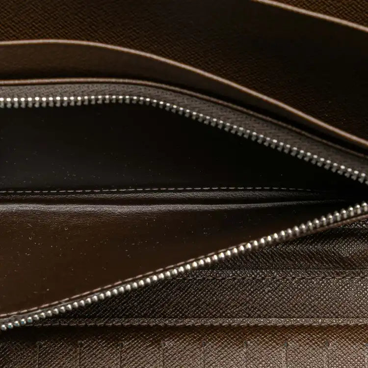 Louis Vuitton Taiga Atoll Organizer