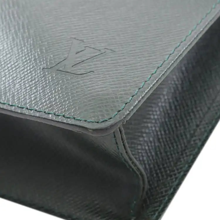 Louis Vuitton Taiga Porte Documents Angara