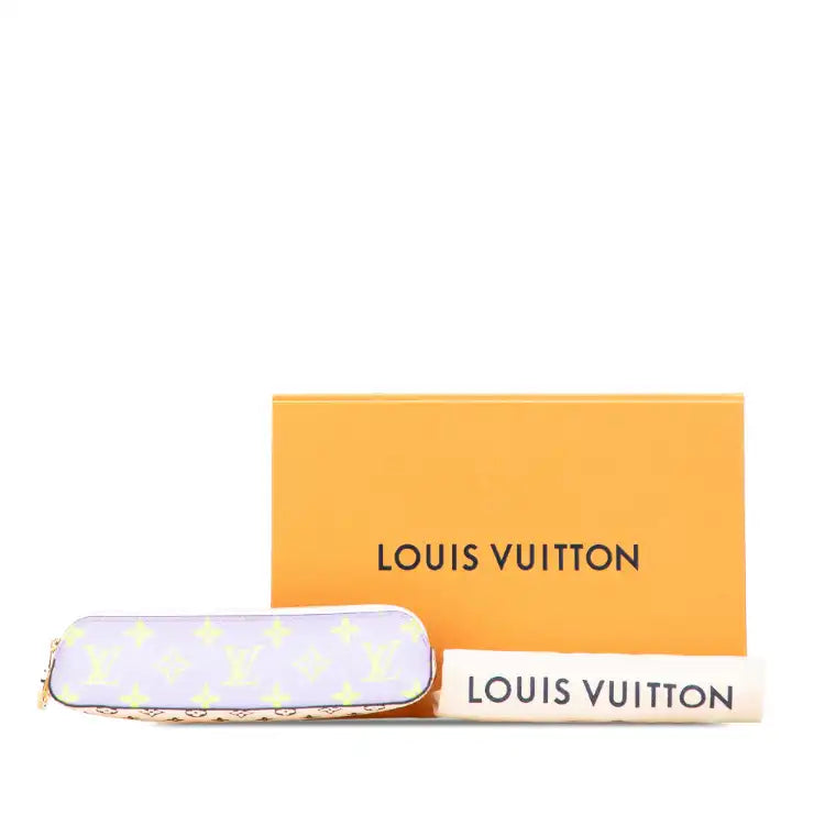 Louis Vuitton Monogram Giant Elizabeth Pencil Case