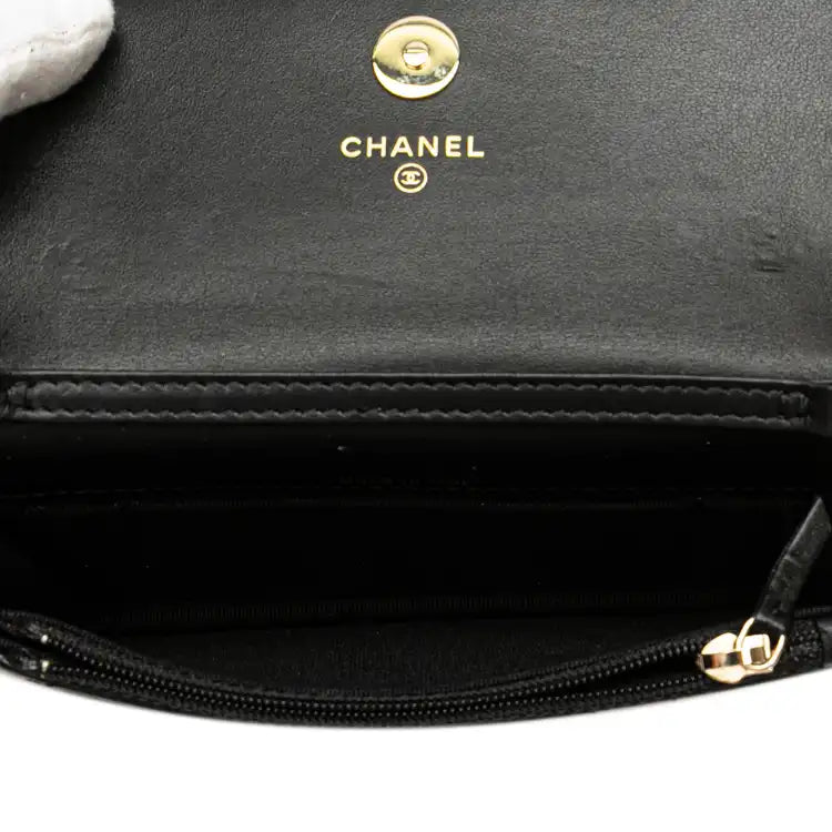 Chanel Quilted Calfskin Maxi Pearls Clutch With Chain