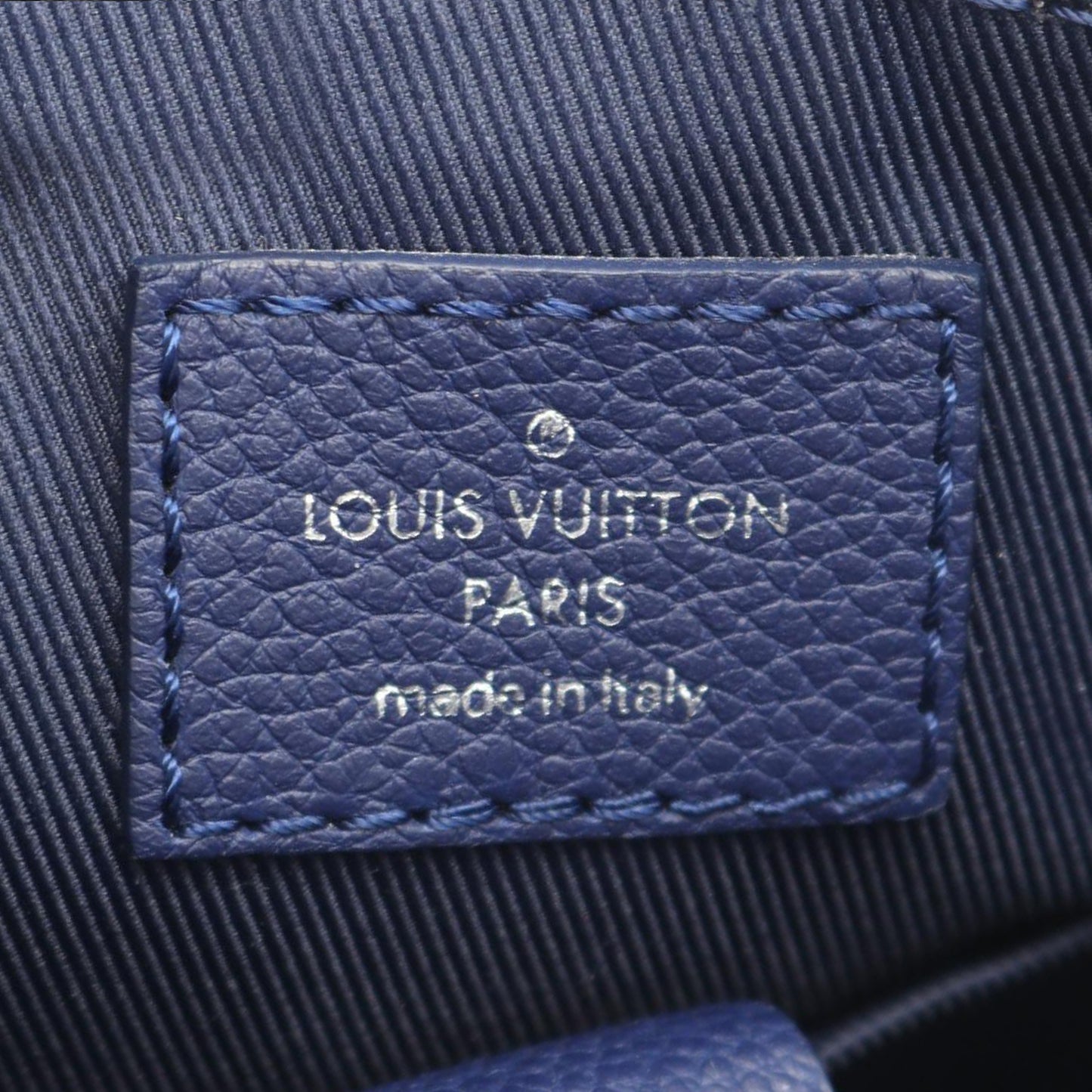 Louis Vuitton Monogram Bandana Randonnee PM