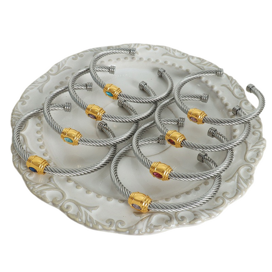 18K gold twisted pattern with inlaid gemstones, exquisite and unique open bracelet