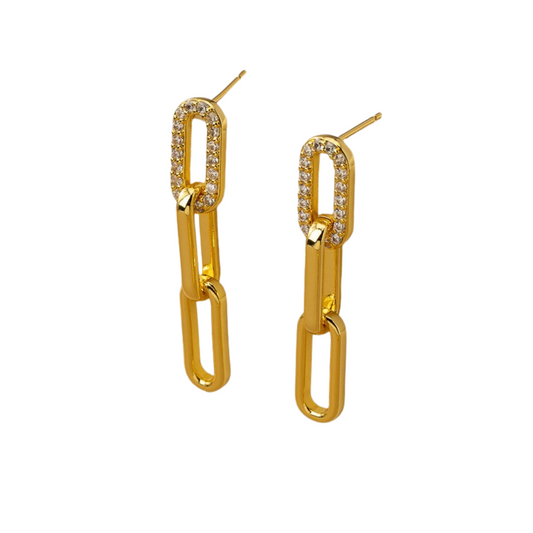 18K gold elegant diamond-studded bracelet and earrings set