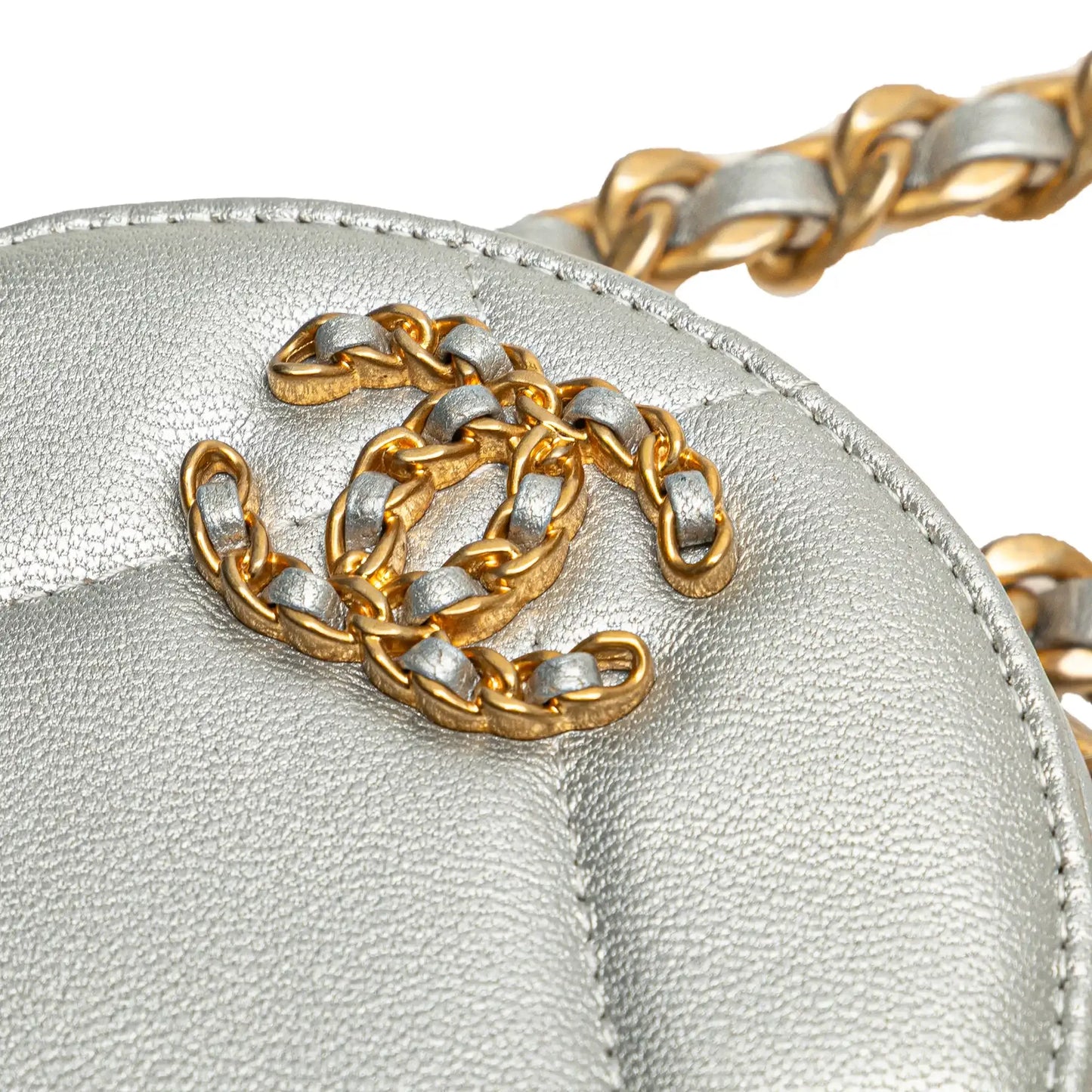 Chanel Metallic Lambskin 19 Round Clutch with Chain