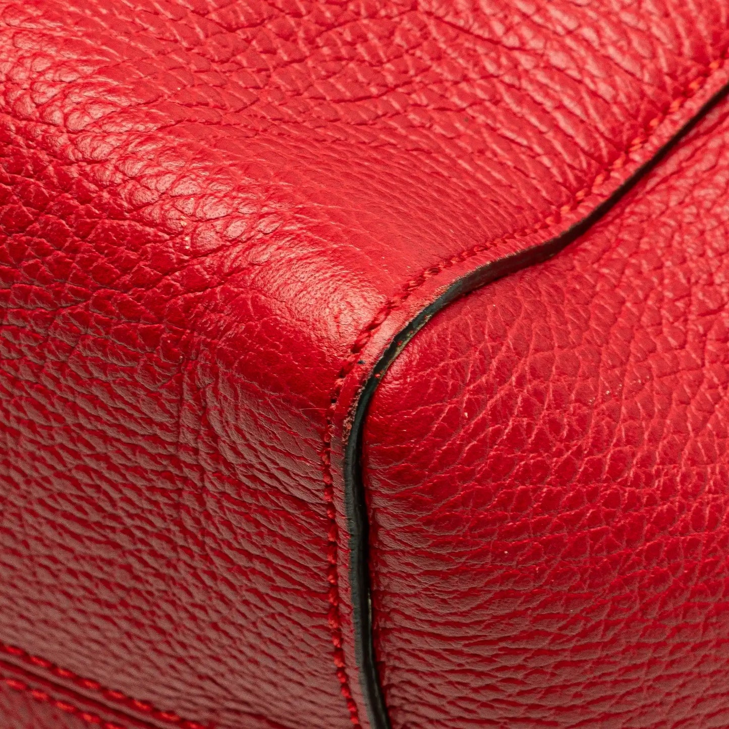 Gucci Medium Leather Swing Tote