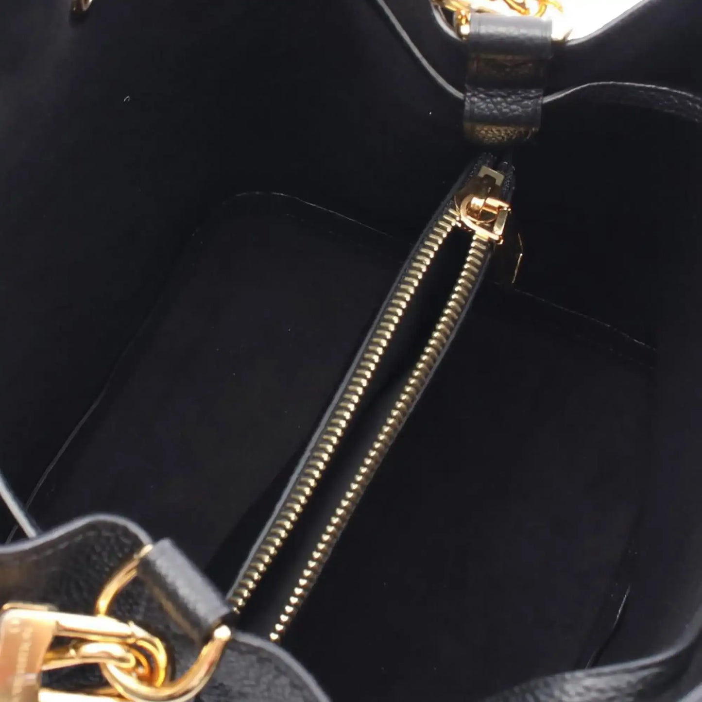 Louis Vuitton Monogram Empreinte Neonoe MM
