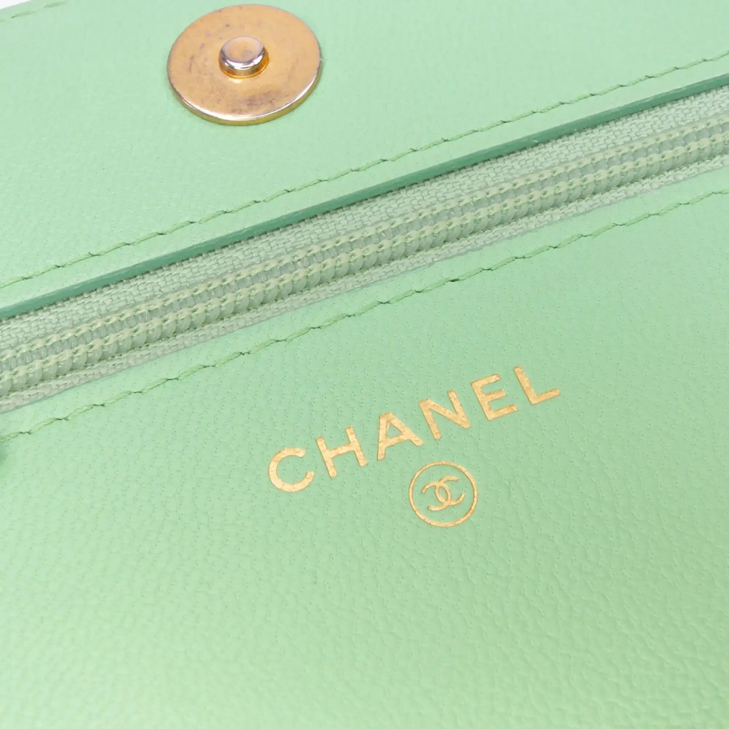 Chanel Quilted Lambskin 19 Wallet on Chain