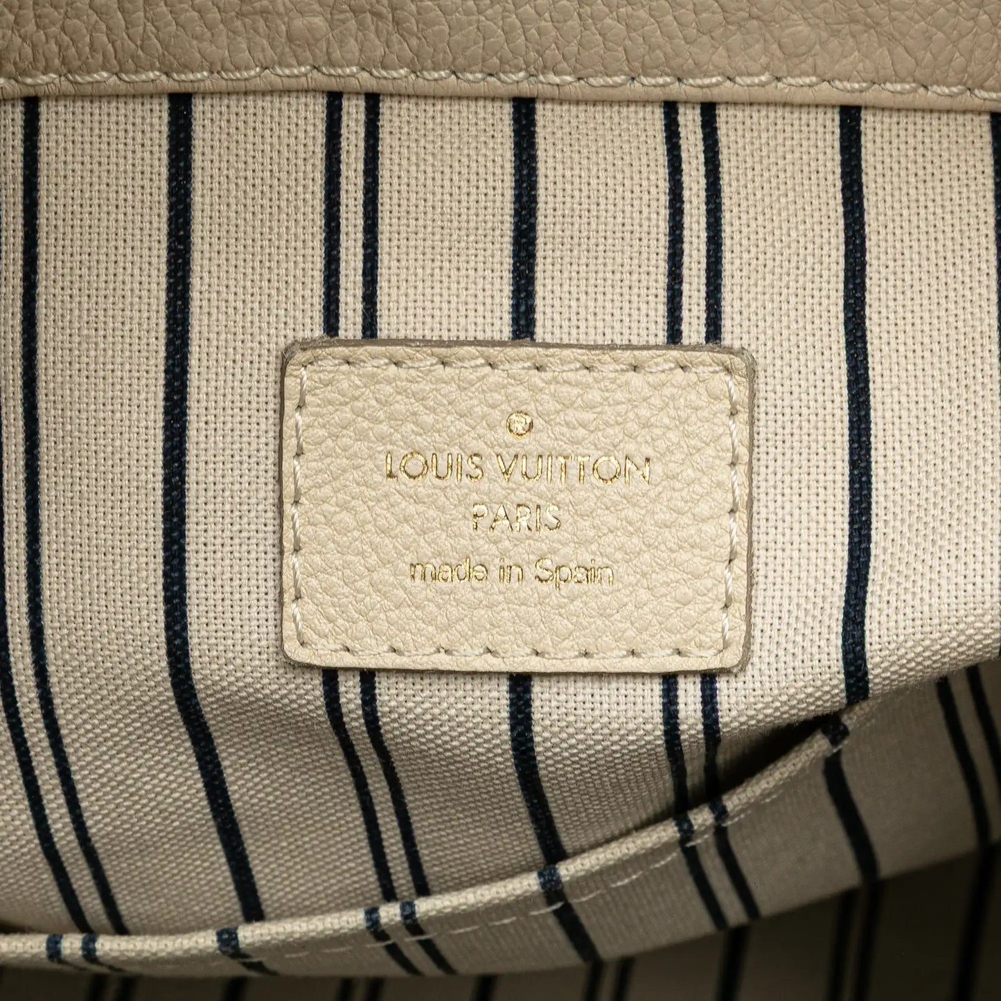 Louis Vuitton Monogram Empreinte Artsy MM