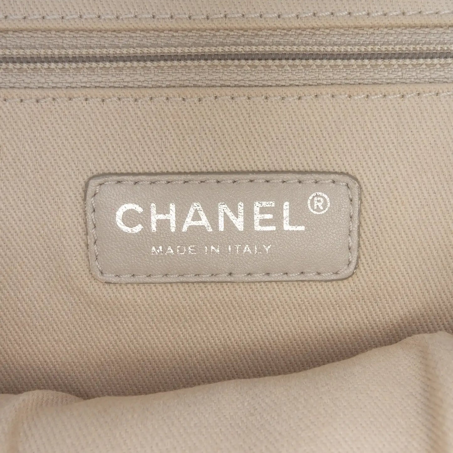 Chanel Jumbo Quilted Caviar Easy Flap