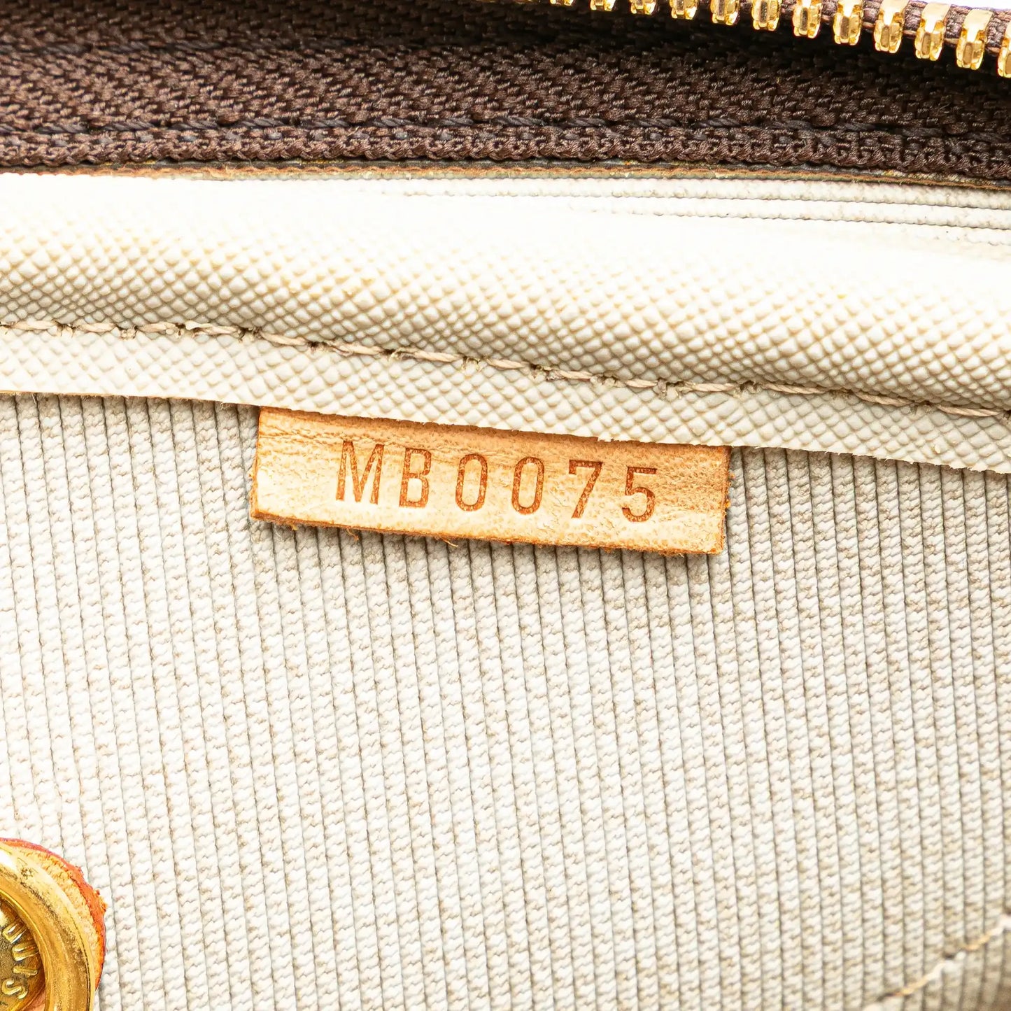 Louis Vuitton Monogram Alize 24 Heures