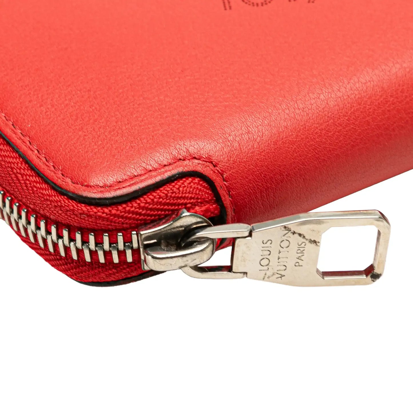 Louis Vuitton Leather Articles de Voyage Zippy Long Wallet
