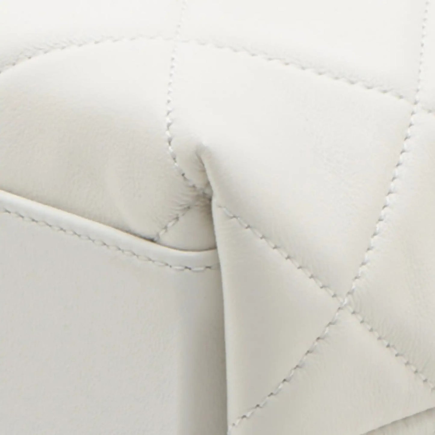 Chanel Quilted Calfskin Close To Me Hobo