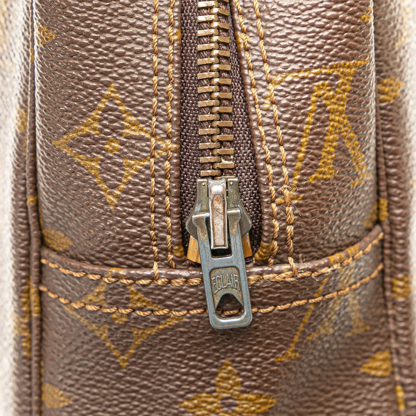 Louis Vuitton Monogram Trousse Toilette 28