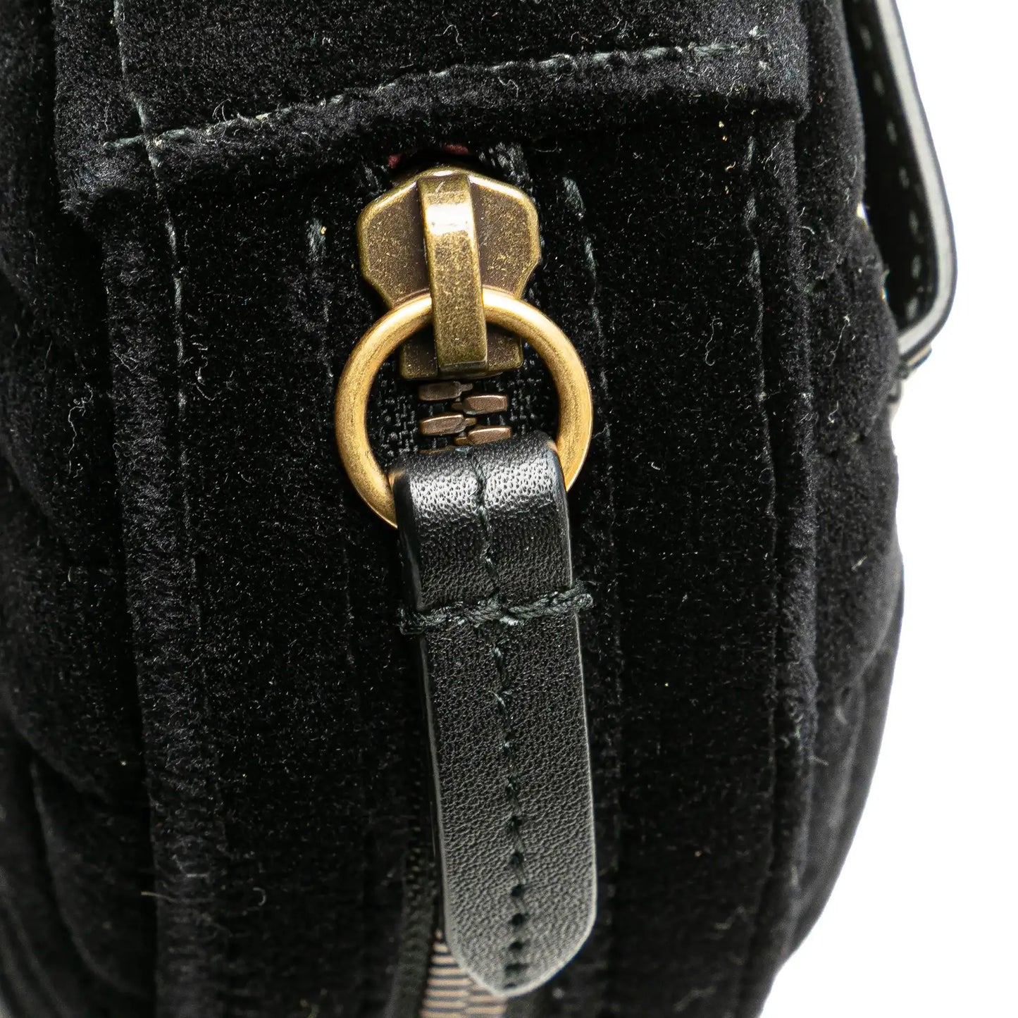 Gucci GG Marmont Matelasse Velvet Belt Bag