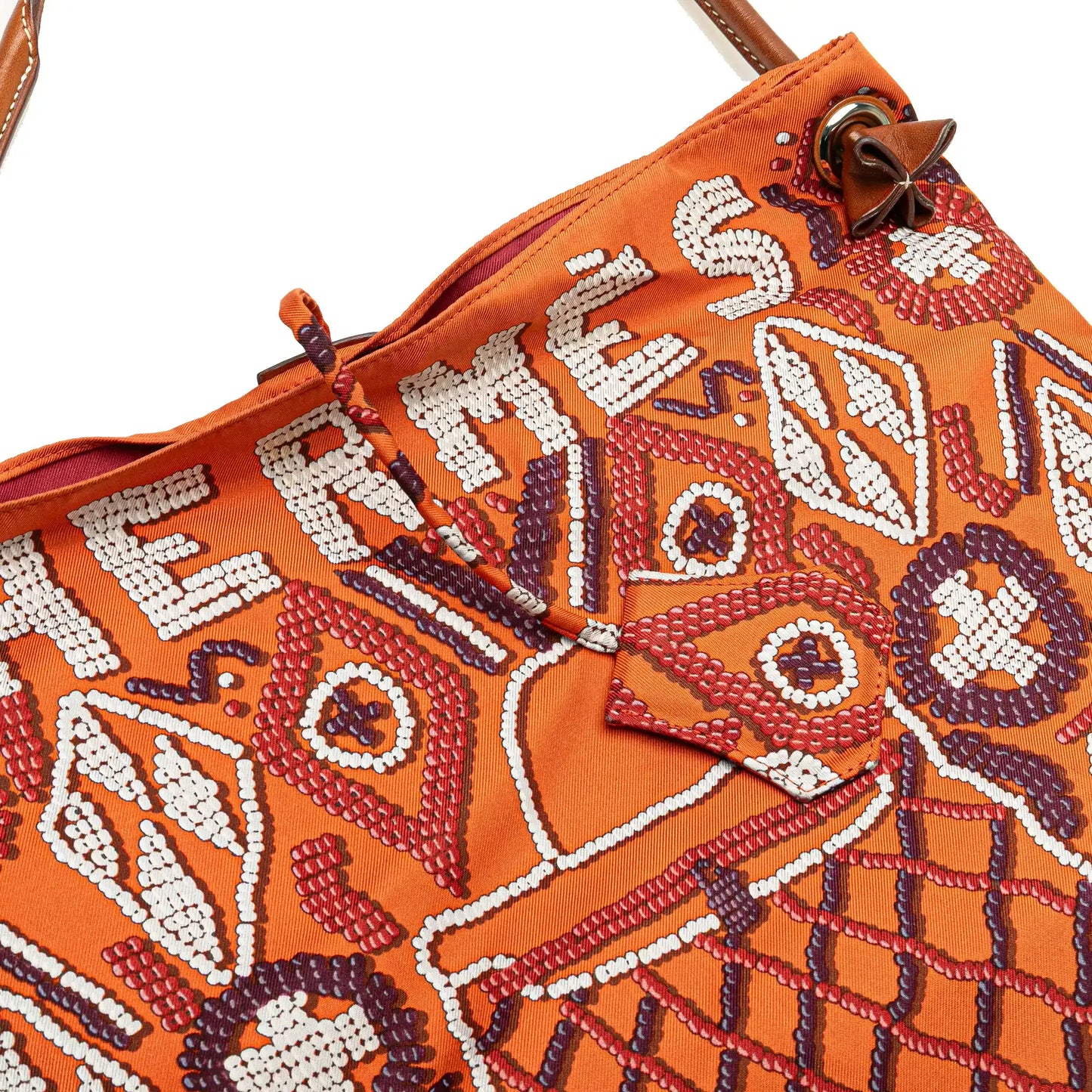 Hermès Silk and Barenia Kelly En Perles Silky City 33