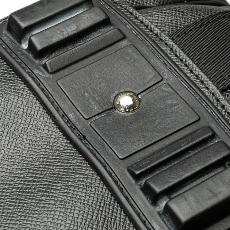 Louis Vuitton Taiga Satellite 53 Luggage