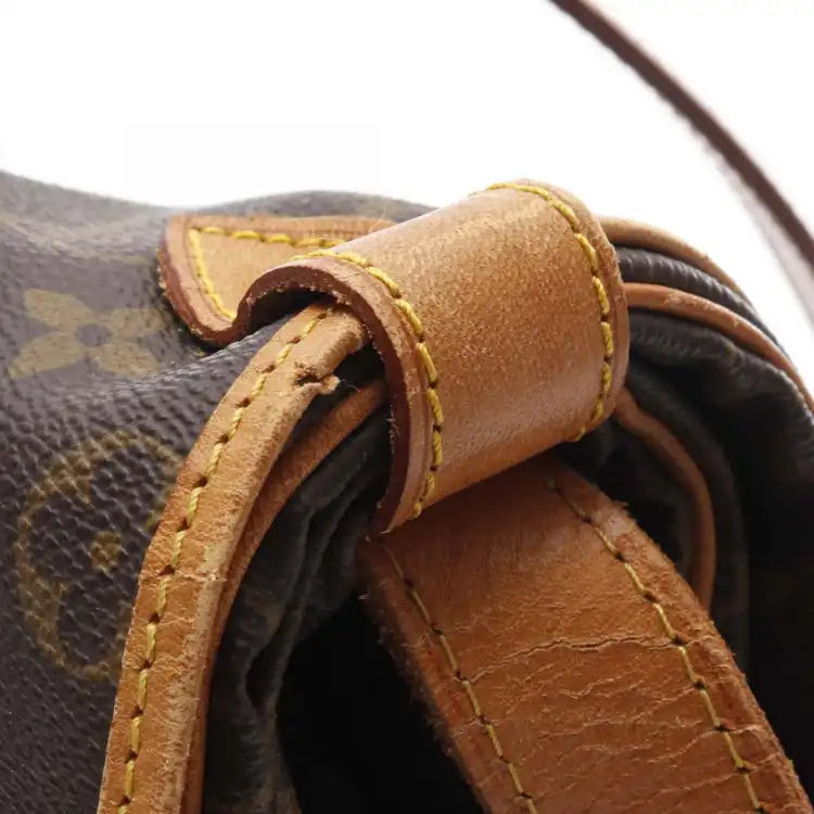 Louis Vuitton Monogram Saumur 43