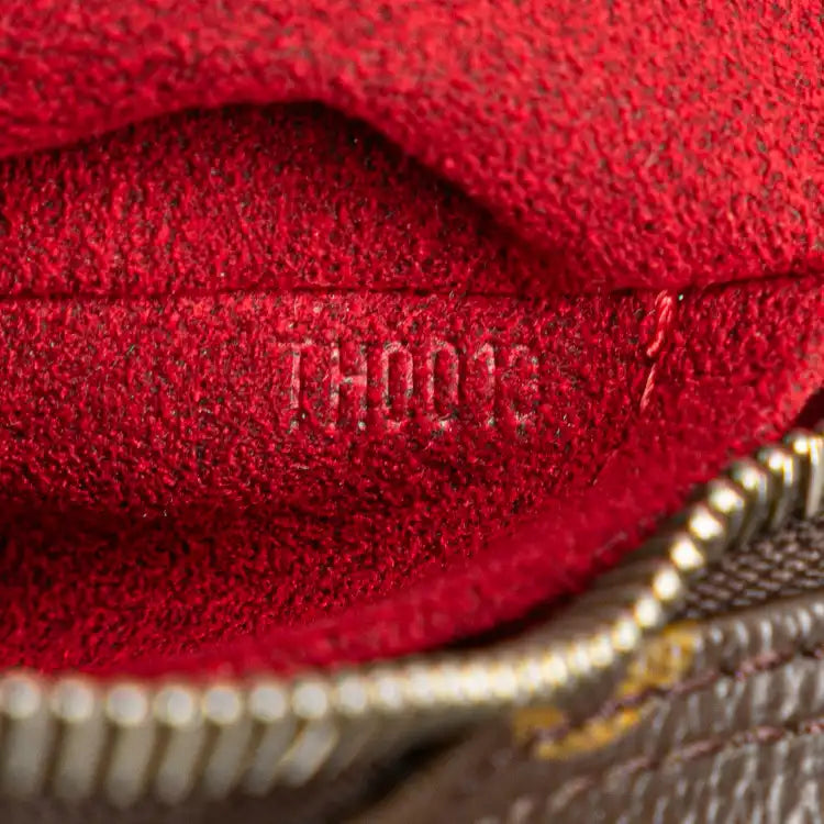Louis Vuitton Monogram Croissant MM
