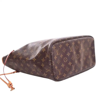 Louis Vuitton Monogram V Neverfull MM