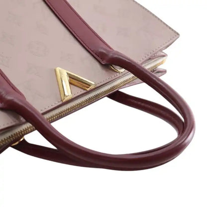 Louis Vuitton Monogram Cuir Plume Very Tote MM