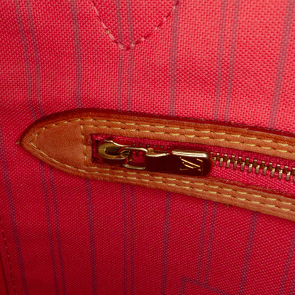 Louis Vuitton Monogram V Neverfull MM