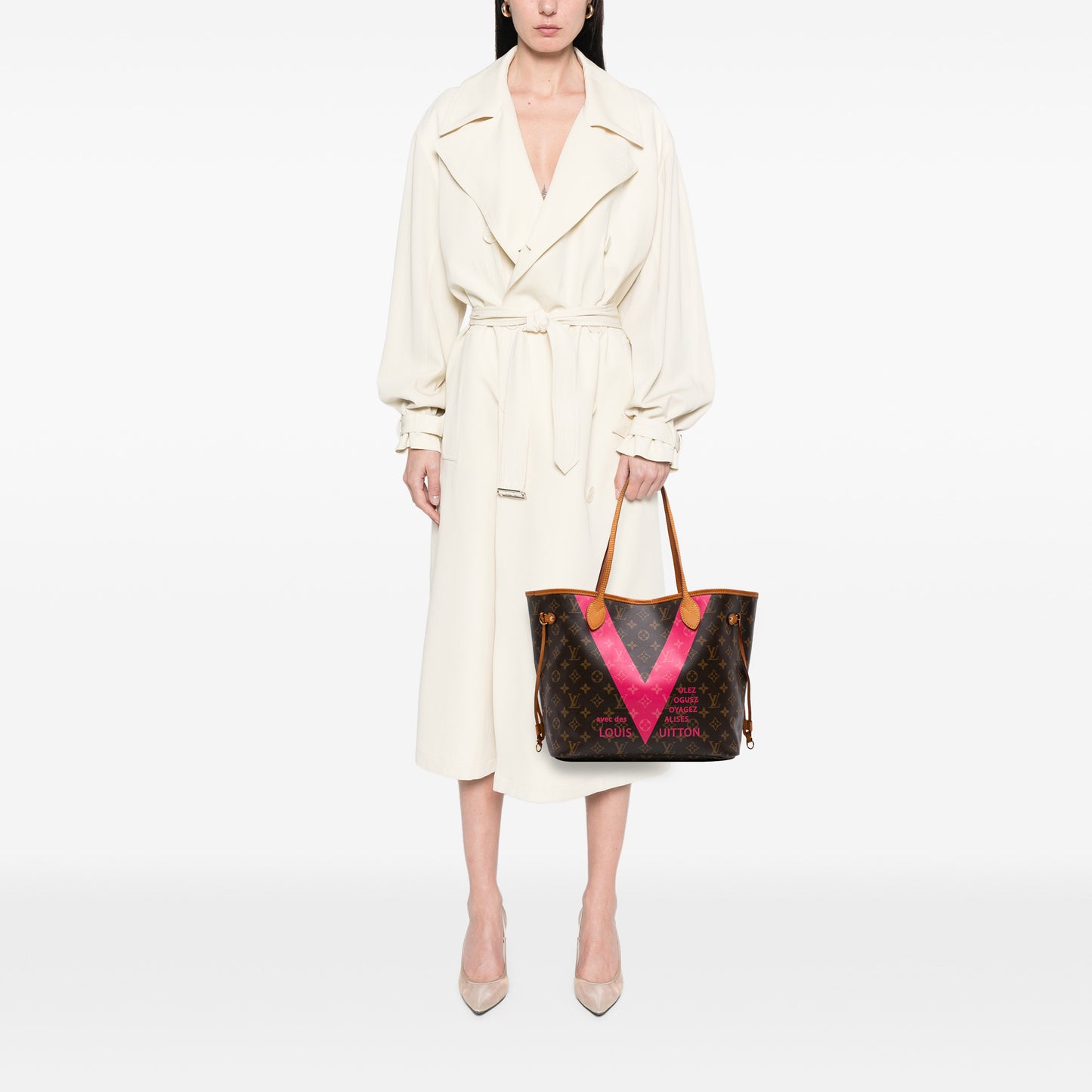 Louis Vuitton Monogram V Neverfull MM