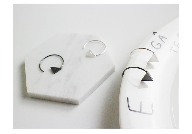 Arrows Brushed Hook 925 Sterling Silver Black White Hoop Earrings