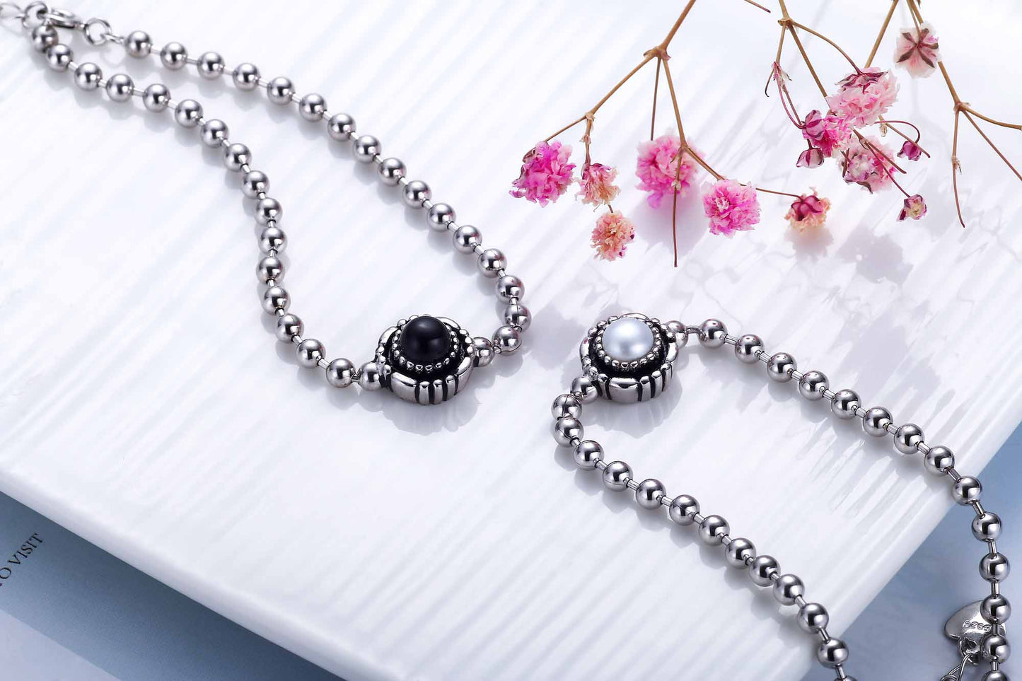 Holiday Round Shell Pearl/Black Agate 925 Sterling Silver Beads Bracelet