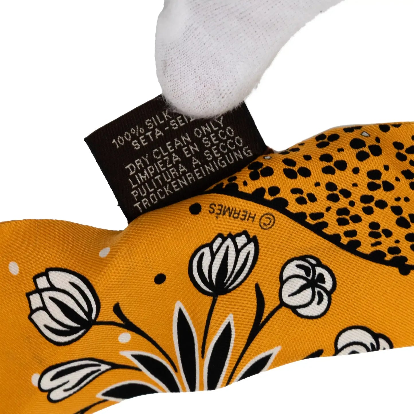 Hermès Les Leopards Bandana Silk Twilly Scarf