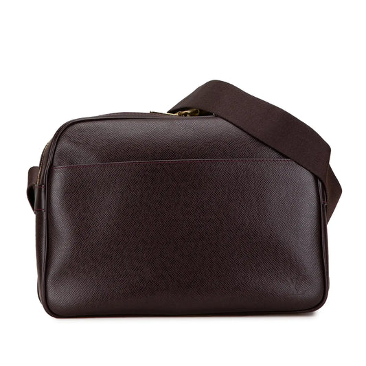 Louis Vuitton Taiga Reporter PM