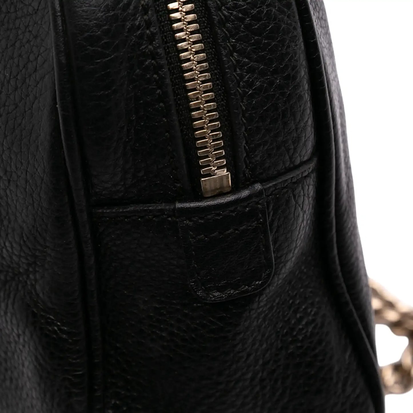 Gucci Pebbled Leather Soho Chain Zip Shoulder Bag