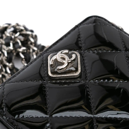 Chanel CC Quilted Patent Diamond Resin Clutch With Chain