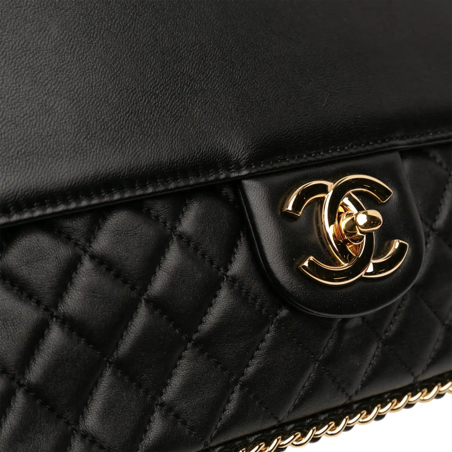 Chanel Quilted Lambskin CC Unchained Flap Clutch
