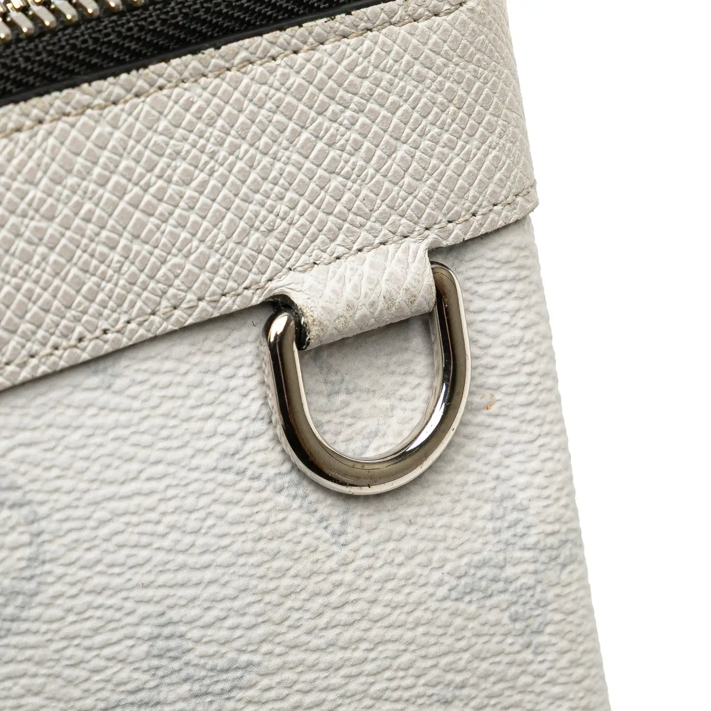 Louis Vuitton Monogram Taigarama Pochette Discovery PM