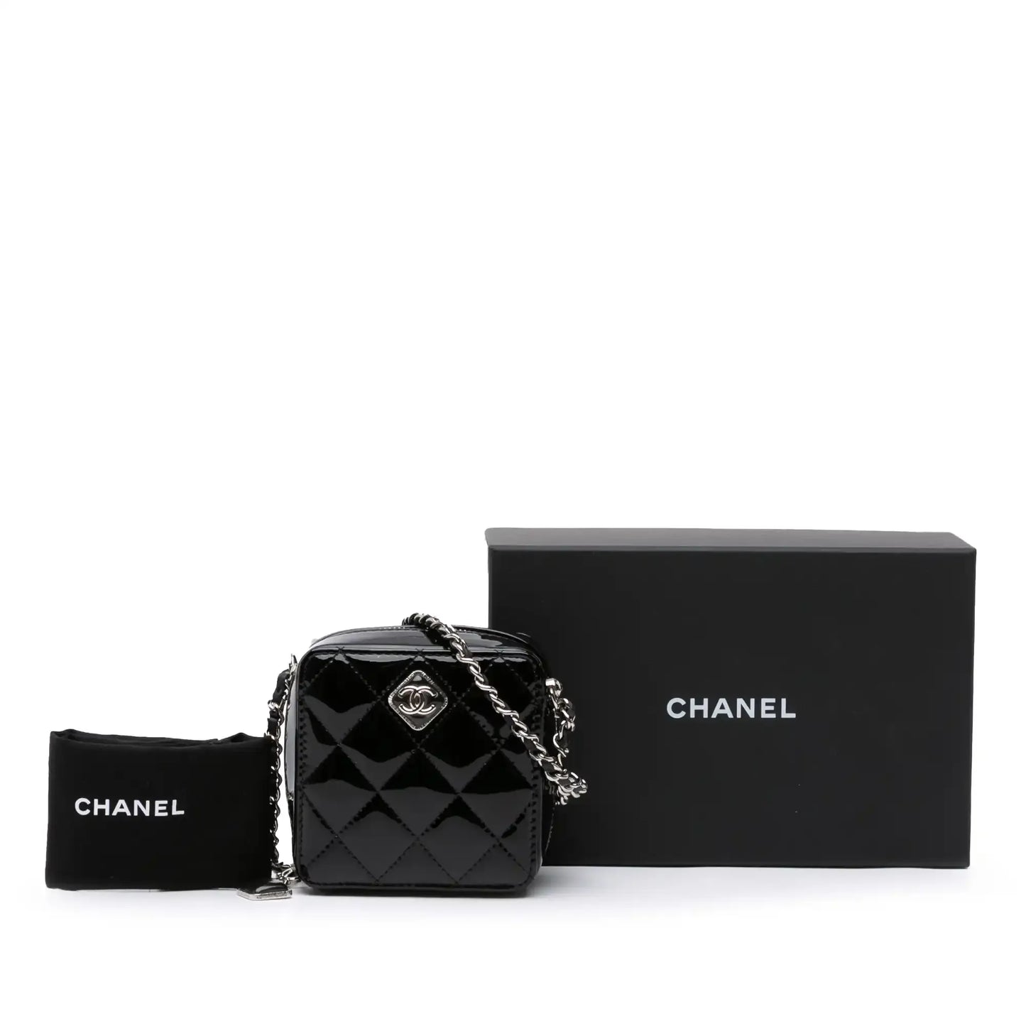 Chanel CC Quilted Patent Diamond Resin Clutch With Chain