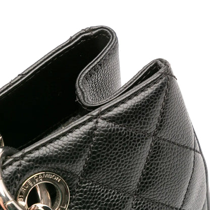 Chanel Caviar Grand Shopping Tote