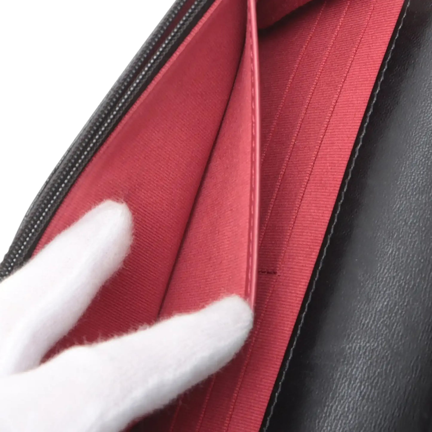 Chanel Quilted Lambskin 19 Wallet on Chain