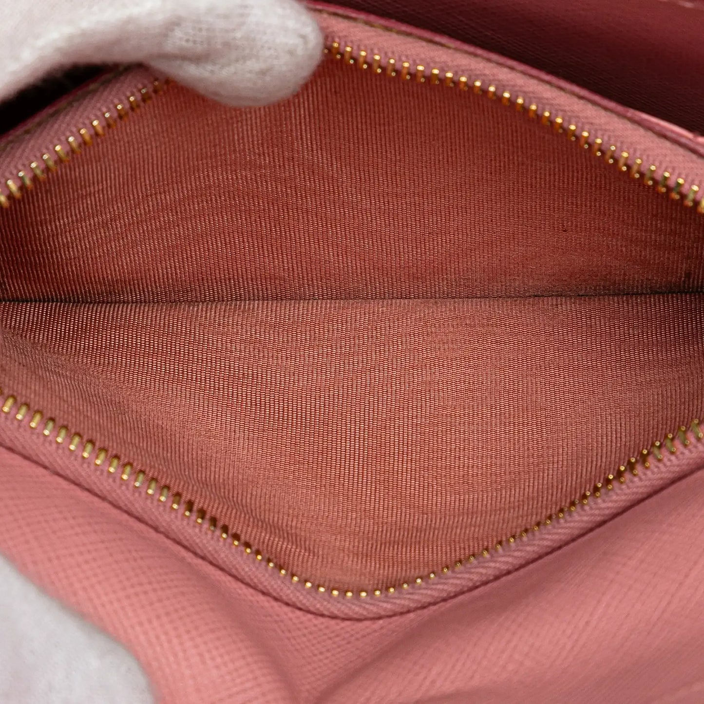 Prada Saffiano Lux Wallet on Chain