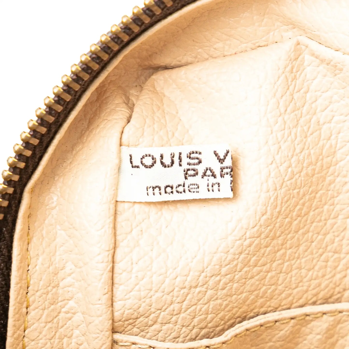 Louis Vuitton Monogram Trousse Toilette 23