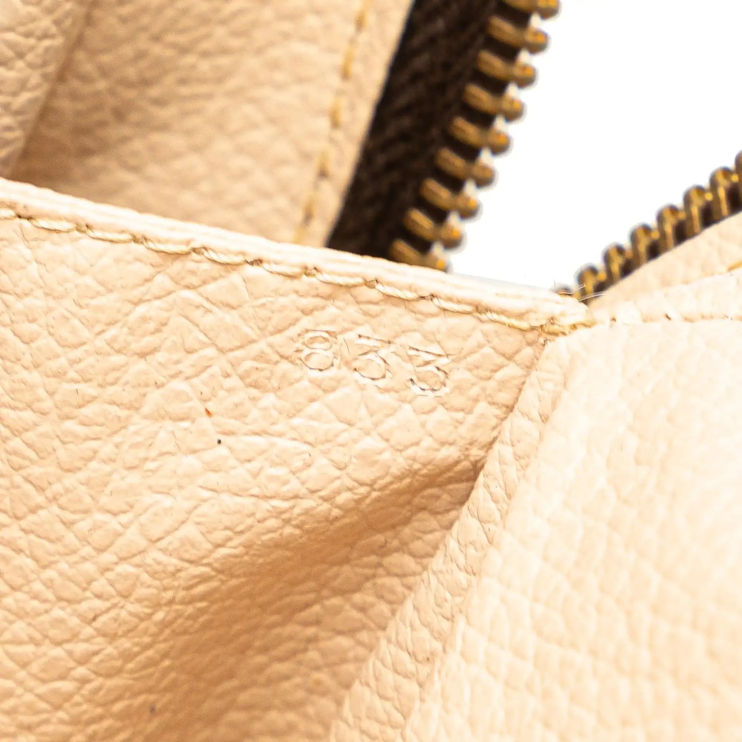 Louis Vuitton Monogram Trousse Toilette 23
